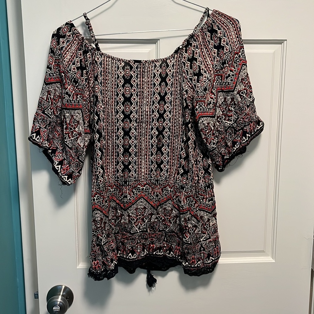 Boho Aztec Top - Picture 2 of 10